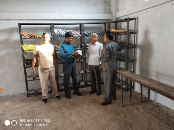 Shree Lakshman Singh Law College Mirzapur Academic Building photo 2